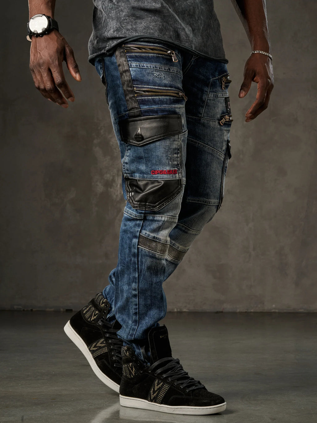 CIPO BAX men's comfortable jeans with striking applications
