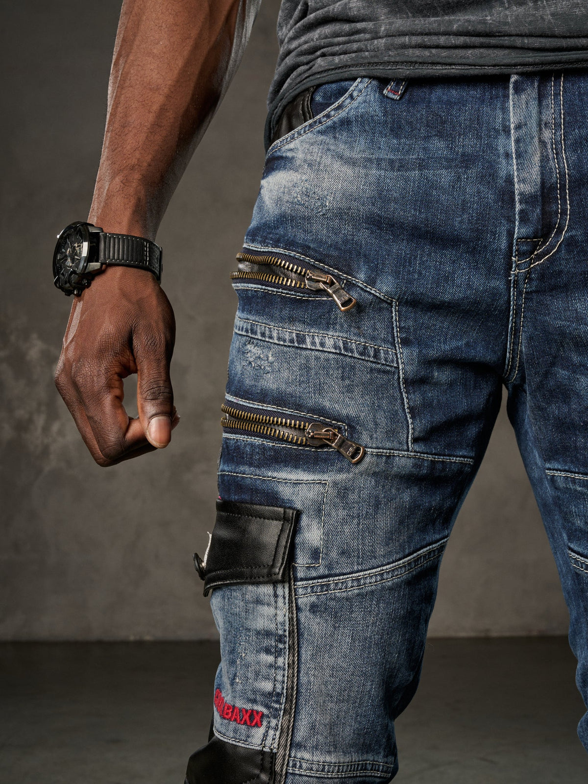 CIPO BAX men's comfortable jeans with striking applications