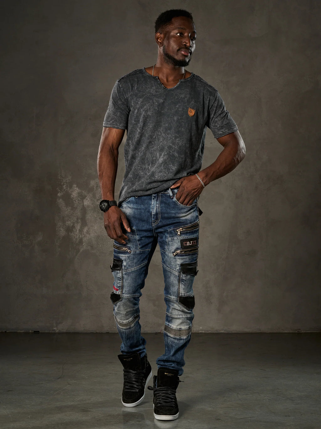 CIPO BAX men's comfortable jeans with striking applications